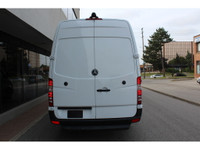 2017 MERCEDES SPRINTER 2500 -- 170 FULL SIZE -- HIGH ROOF -- 3.0L V6 DIESEL ENGINE !!! 3 SEATER!!! R... (image 9)