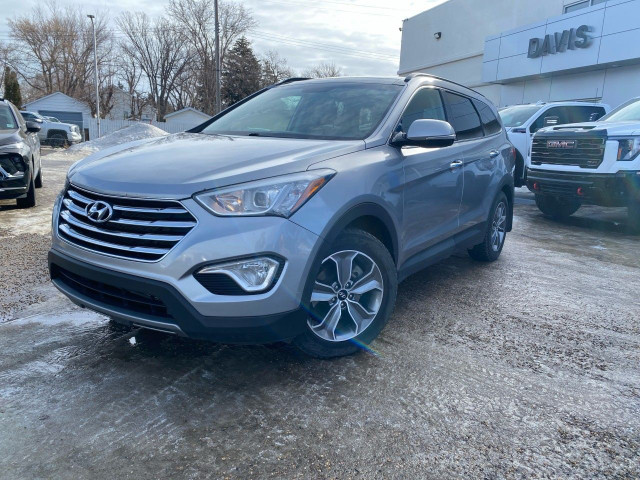 2013 Hyundai Santa Fe in Cars & Trucks in Medicine Hat