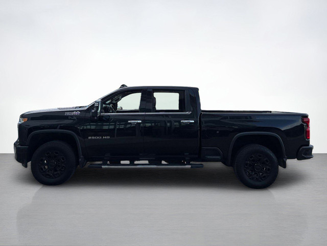 2022 Chevrolet Silverado 2500HD High Country | 5th Wheel Prep in Cars & Trucks in Calgary - Image 2