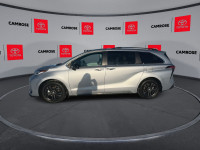 Navigation, Sport Suspension, Sunroof, Synthetic Leather Seats, Hybrid! With a spacious interior and... (image 4)