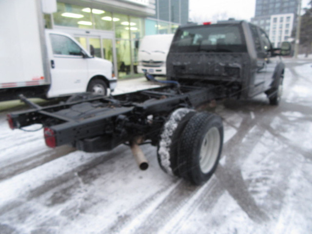  2020 Ford F-550 DIESEL EXT-CAB CAB & CHASSIS WITH 84\" CAB TO A in Heavy Trucks in Markham / York Region - Image 3