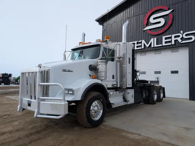 2013 KENWORTH T800 in Heavy Trucks in Kamloops - Image 5