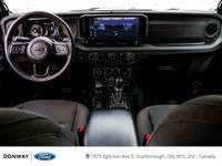 RUBICON | TECHNOLOGY GROUP | PREMIUM SOUND SYSTEM | HEATED FRONT SEATS | HEATED STEERING | UNIVERSAL... (image 9)