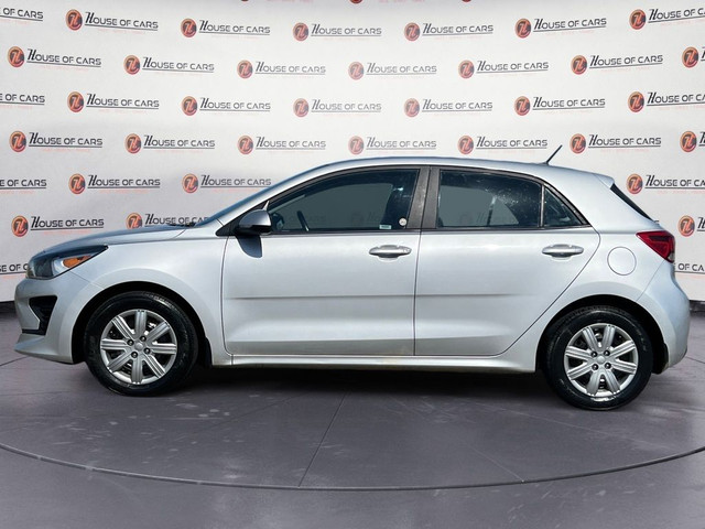2022 Kia Rio 5-door LX+ IVT/ Bluetooth/ BackupCam/ Heated Seats in Cars & Trucks in Calgary - Image 2