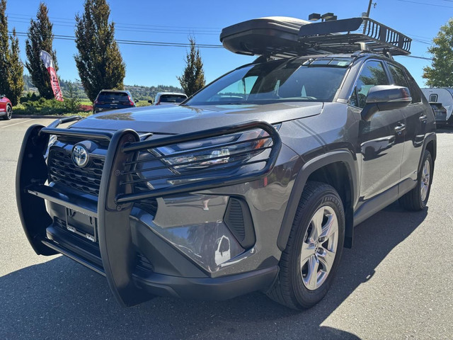 2023 Toyota RAV4 Hybrid Xle in Cars & Trucks in Comox / Courtenay / Cumberland - Image 3