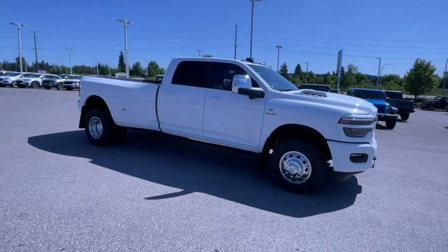 2025 Ram 3500 Laramie | 4X4 | Leather | Diesel | NAV in Cars & Trucks in Prince George - Image 2