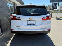 2019 Chevrolet Equinox LS – Clean Carfax, No Accidents, Well-Serviced! Drive with confidence in this... (image 3)