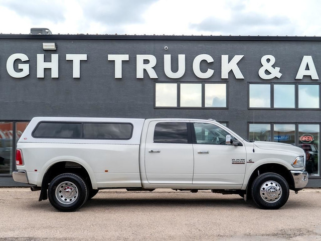 2016 RAM 3500 Laramie Diesel Dually in Cars & Trucks in Saskatoon - Image 4