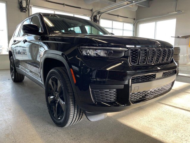 2025 Jeep Grand Cherokee L in Cars & Trucks in Lethbridge - Image 3