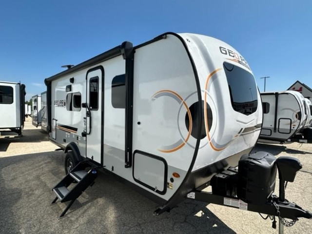 2023 Forest River Rockwood Geo Pro G20FBS in Travel Trailers & Campers in Winnipeg - Image 2