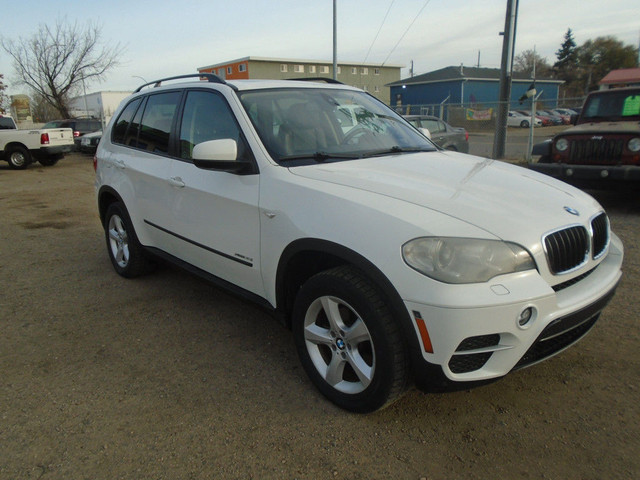 2012 BMW X5 AWD 4dr 35i-LEATHER-SUNROOF-NAV-BACKUP CAM-ONE OWNER in Cars & Trucks in Edmonton - Image 2