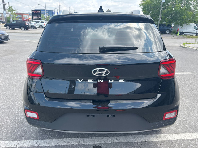 2022 Hyundai Venue Preferred FWD Preferred in Cars & Trucks in City of Toronto - Image 4