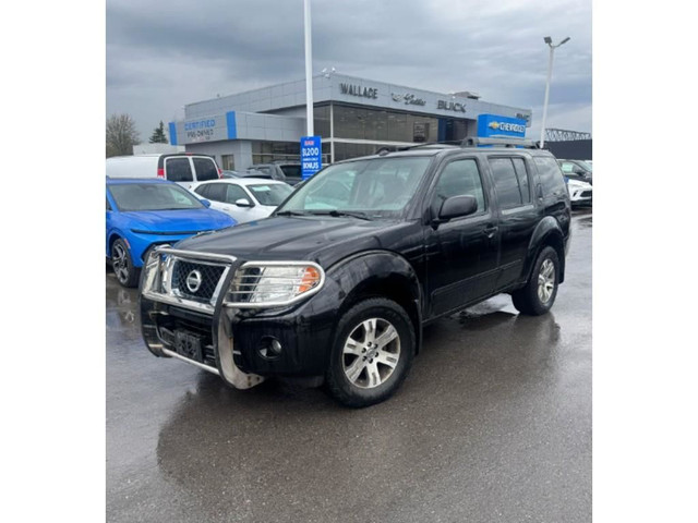 2012 Nissan Pathfinder in Cars & Trucks in Oakville / Halton Region