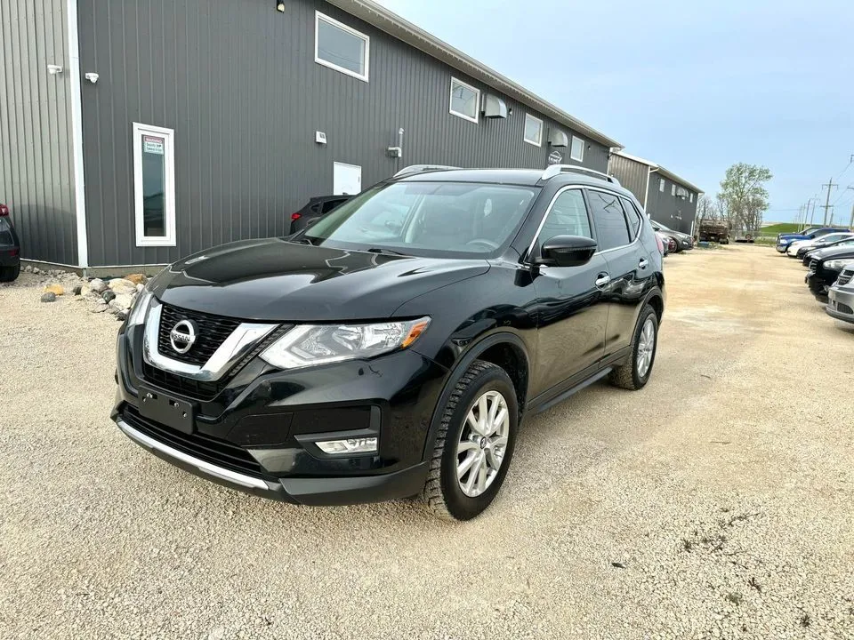 2017 Nissan Rogue SV/MOONROOF/HEATED SEATS/BACKUP CAM/SAFETIED/C
