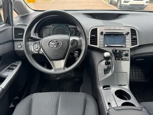 2016 Toyota Venza - $239 B/W in Cars & Trucks in Moncton - Image 13