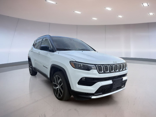 Jeep Compass Limited 4x4 2024 à vendre dans Autos et camions  à Laurentides - Image 3