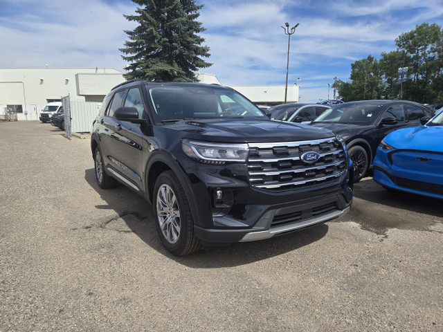 2025 Ford Explorer ACTIVE | COMFORT PKG | PANO ROOF | REMOTE STA in Cars & Trucks in Calgary - Image 4