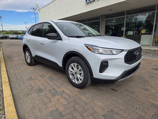 2025 Ford Escape ACTIVE | PREM TECH PKG | COLD WTHR PKG | BLIS in Cars & Trucks in Calgary - Image 2