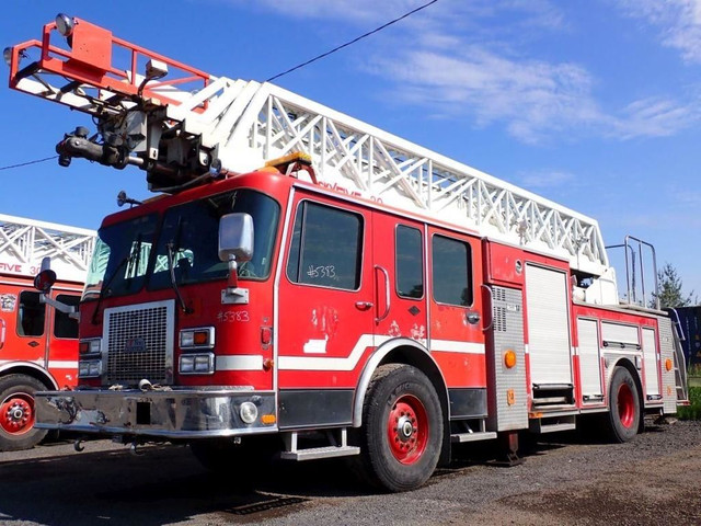 1994 Spartan RA40M in Heavy Trucks in Longueuil / South Shore - Image 3