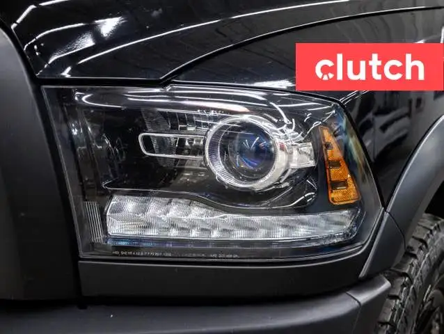 2021 Ram 1500 Classic Warlock Crew Cab 4x4 w/ Apple CarPlay & An in Cars & Trucks in City of Toronto - Image 9