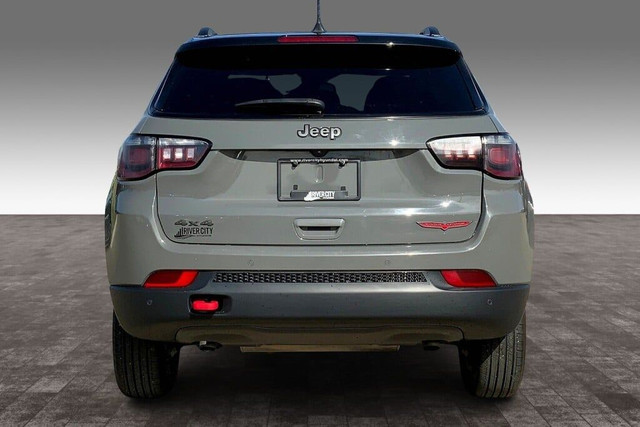 2023 Jeep Compass 4WD TRAILHAWK in Cars & Trucks in Edmonton - Image 4