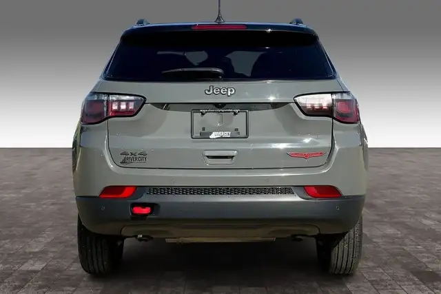 2023 Jeep Compass 4WD TRAILHAWK in Cars & Trucks in Edmonton - Image 5