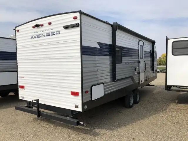 2023 Prime Time Avenger 24FKS Travel Trailer in Travel Trailers & Campers in Brandon - Image 7