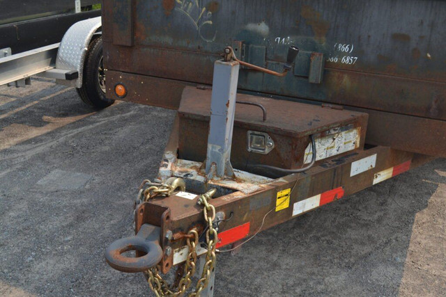 2006 Load Trail 7 Ton Dump Trailer in Cargo & Utility Trailers in Peterborough - Image 4