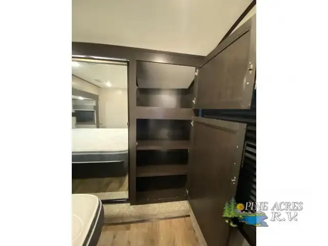 2021 Jayco Eagle 321RSTS in Travel Trailers & Campers in Truro - Image 50