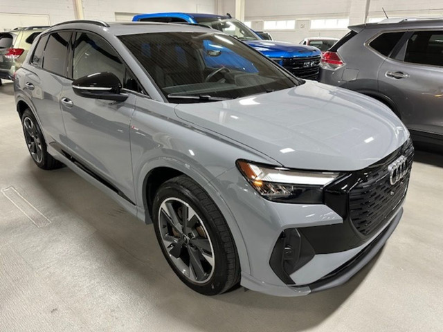 2024 Audi Q4 e-tron 50 QUATTRO S-LINE 1 OWNER CLEAN CARFAX in Cars & Trucks in Mississauga / Peel Region - Image 4