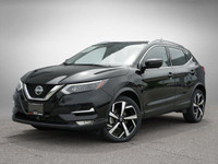 This Nissan Qashqai boasts a Regular Unleaded I-4 2.0 L/122 engine powering this Variable transmissi... (image 6)