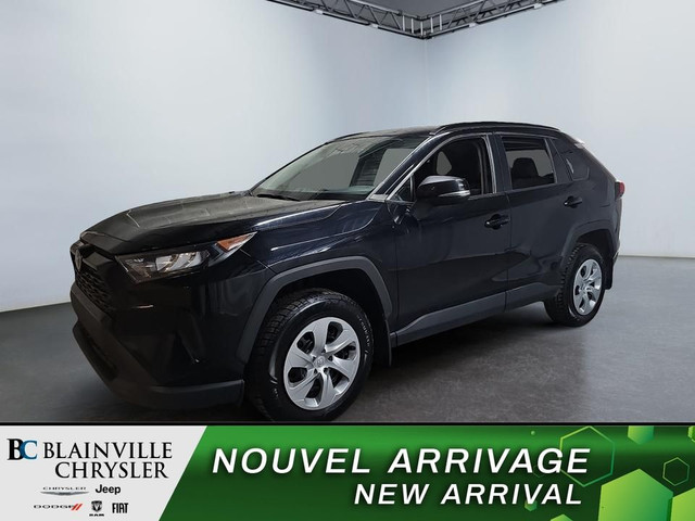 2021 Toyota RAV-4 LE AWD CARPLAY BLUETOOTH CRUISE SIEGES CHAUFFA in Cars & Trucks in Laval / North Shore