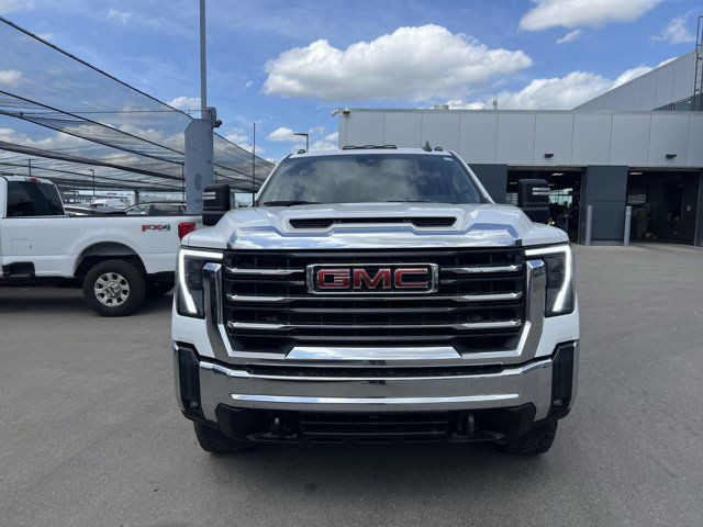 2024 GMC Sierra 3500HD SLE | 6.6L DIESEL | CREW CAB | CLOTH in Cars & Trucks in Calgary - Image 2