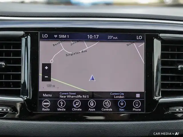 2018 Chrysler Pacifica Touring-L Plus | Apple CarPlay | Leather in Cars & Trucks in London - Image 25