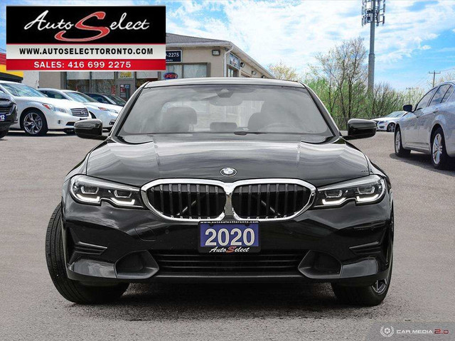 2020 BMW 330i xDrive AWD - Apple Carplay - Backup Camera - Cl... in Cars & Trucks in City of Toronto - Image 2