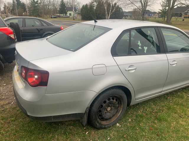 2010 Volkswagen Jetta TDI Comfortline in Cars & Trucks in Chatham-Kent - Image 4