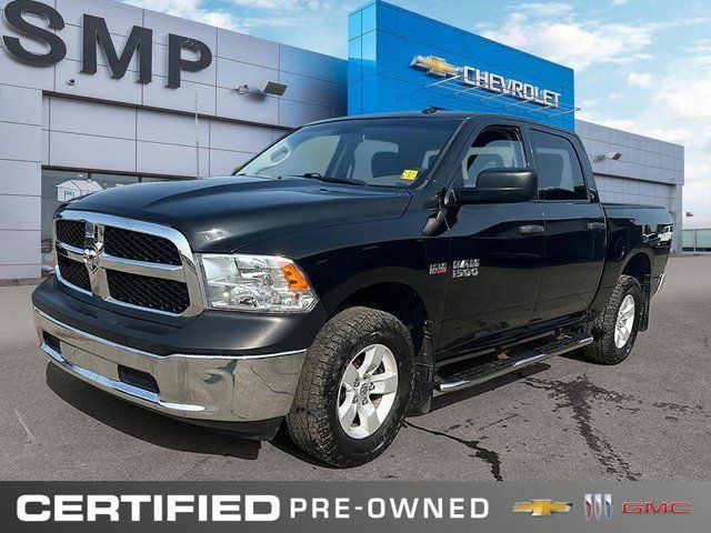 2017 Ram 1500 SXT | 4X4 | 5.7 Hemi | Alloy Wheels | Hitch in Cars & Trucks in Saskatoon