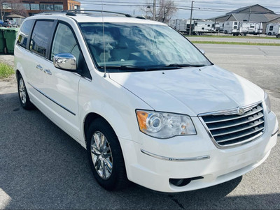 2009 Chrysler Town & Country Familiale 4 portes Limited