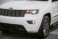 Experience the perfect balance of style, capability, and comfort with the 2020 Jeep Grand Cherokee A... (image 7)