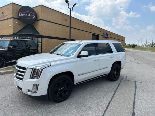 2019 Cadillac Escalade 6.2L V8 Premium Luxury DVD 360 CAM NAVIGA in Cars & Trucks in Mississauga / Peel Region