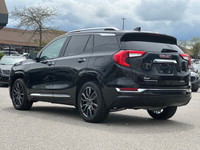 Black diamond edition, no reported accidents, sunroof, built in navigation, adaptive cruise control,... (image 2)