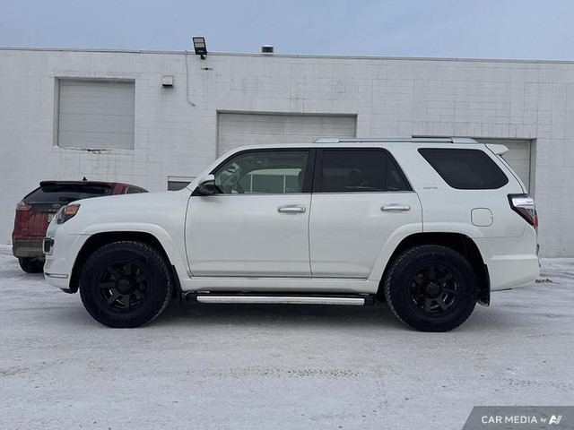 2015 Toyota 4Runner SR5 in Cars & Trucks in Edmonton - Image 3