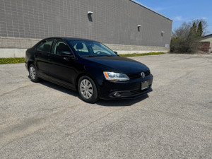 2011 Volkswagen Jetta Trendline 4dr 2.0L Auto Trendline
