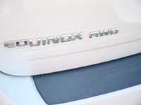 2017 Chevrolet Equinox Premier AWD Sophisticated Comfort Meets All-Weather Capability Experience the... (image 7)