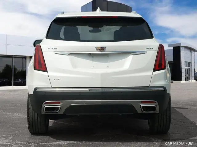 2021 Cadillac XT5 AWD Premium Luxury | Sunroof | Lane Keep in Cars & Trucks in Windsor Region - Image 6