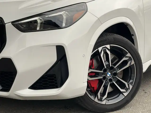 2025 BMW X1 XDrive28i in Cars & Trucks in Laval / North Shore - Image 19