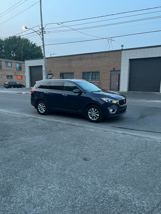 2017 Kia Sorento dans Autos et camions  à Ville de Montréal - Image 2
