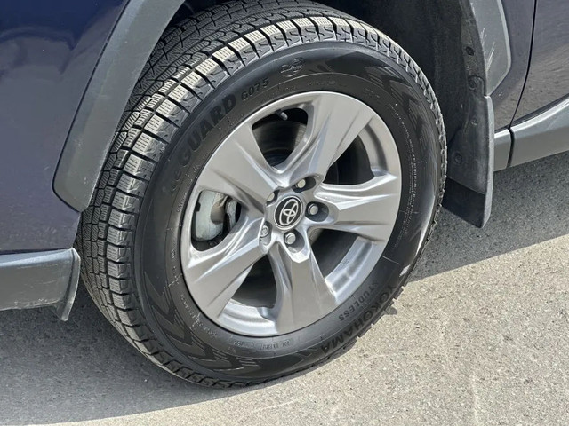 Toyota RAV4 Hybrid Hybrid XLE AWD 2024 à vendre in Cars & Trucks in City of Montréal - Image 4