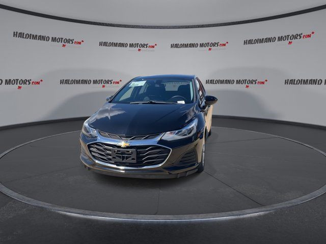2019 Chevrolet Cruze LT in Cars & Trucks in Hamilton - Image 3