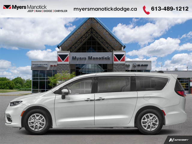 2024 Chrysler Pacifica LIMITED in Cars & Trucks in La Ronge